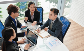 Navigating Industry Standards (GIA)